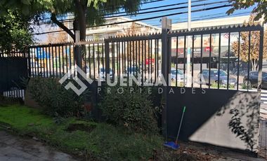 Casa en Arriendo en Entre Monseñor Edwards y Salvador Izquierdo