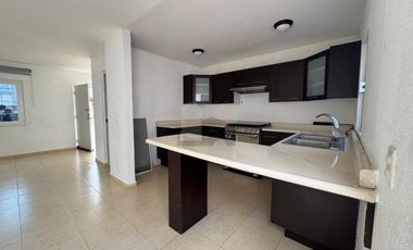 Casa en condominio en venta en Arboledas (San Andrés), Calimaya, México