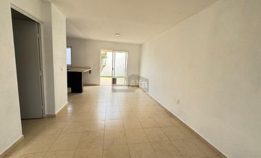 Casa en condominio en venta en Arboledas (San Andrés), Calimaya, México