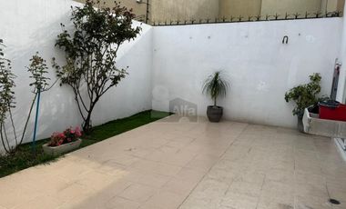 Casa en condominio en venta en Arboledas (San Andrés), Calimaya, México