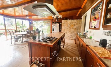 Casa en sector tradicional de Santo Domingo