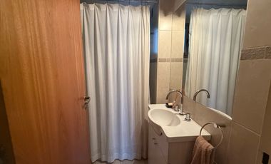 Venta, Departamento, 2 dormitorios, 2 baños, piso exclusivo, balcón corrido. Centro, Rosario.