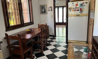 VENTA DE CASA 4 AMBIENTES - ITUZAINGO NORTE