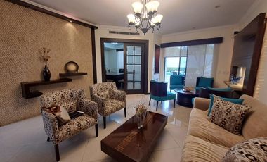 Venta de bonita villa en Vista Sol km 7.8 vía Samborondón