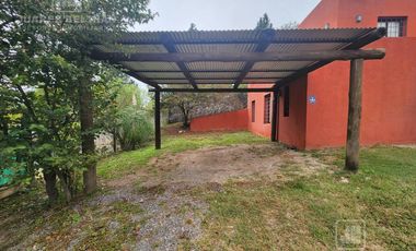 Casa de 3 dormitorios con pileta y cochera - Nuestra Señora de la Consolacion, Villa Allende