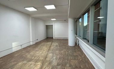Alquiler Oficina con Vigilancia Terraza Propia Sobre Libertador