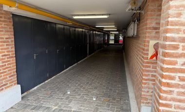 Edificio en alquiler o venta de 1300 m2 en Lomas de San Isidro
