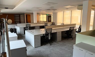 Edificio en alquiler o venta de 1300 m2 en Lomas de San Isidro