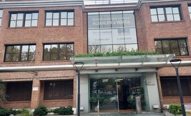 Edificio en alquiler o venta de 1300 m2 en Lomas de San Isidro