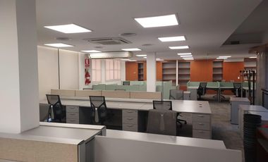 Edificio en alquiler o venta de 1300 m2 en Lomas de San Isidro