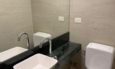 Edificio en alquiler o venta de 1300 m2 en Lomas de San Isidro