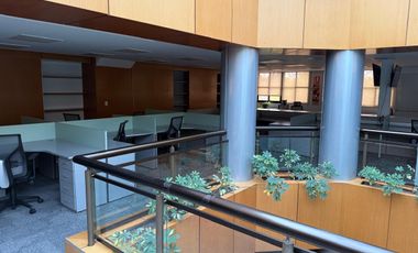 Edificio en alquiler o venta de 1300 m2 en Lomas de San Isidro