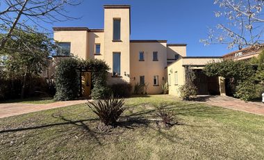 Casa - San Isidro Labrador