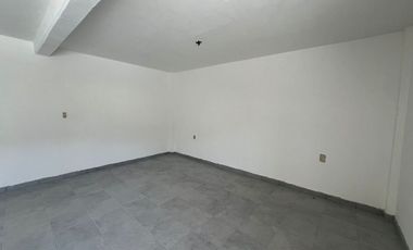 RENTA Bodega Industrial 760 M2 CON OFICINA Medellín Veracruz. ZONA PUENTE MORENO