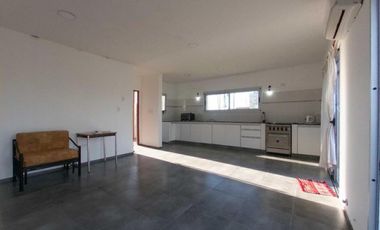 Casa en venta -2 Dormitorios 1 Baño - Melchor Romero