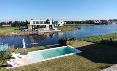 Venta Casa a La Laguna en El Naudir Escobar EC