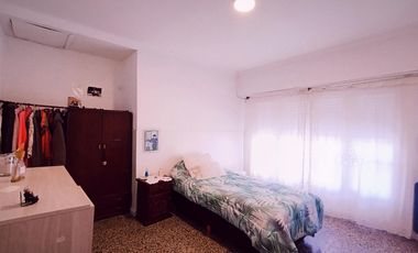 EN BLOCK – CASA   2 DEPARTAMENTOS
