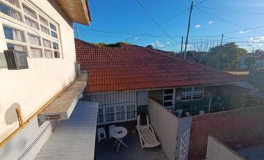 EN BLOCK – CASA   2 DEPARTAMENTOS
