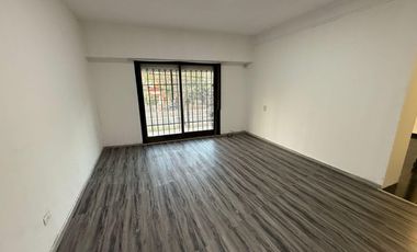 Depto de 2 ambientes con balcón corrido AQUILER - Wilde