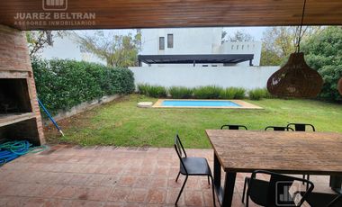 Casa de 3 dormitorios en Jardines del Golf - Villa Allende