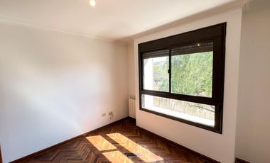 VENTA| DEPARTAMENTO 2 dorm. con COCHERA en CASONAS DEL PARQUE