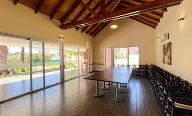 VENTA| DEPARTAMENTO 2 dorm. con COCHERA en CASONAS DEL PARQUE