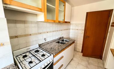 VENTA| DEPARTAMENTO 2 dorm. con COCHERA en CASONAS DEL PARQUE
