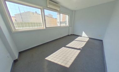 Alquiler - Depósito oficinas Galpón Edificio Comercial polo audiovisual productoras Colegiales
