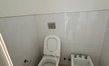 Hermoso departamento super luminoso con doble cochera - amenities y parrilla propia