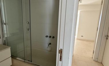 Hermoso departamento super luminoso con doble cochera - amenities y parrilla propia