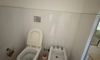 Hermoso departamento super luminoso con doble cochera - amenities y parrilla propia