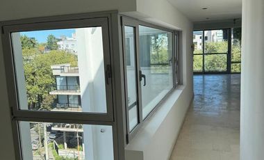 Hermoso departamento super luminoso con doble cochera - amenities y parrilla propia