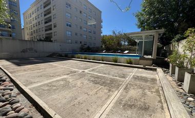Hermoso departamento super luminoso con doble cochera - amenities y parrilla propia