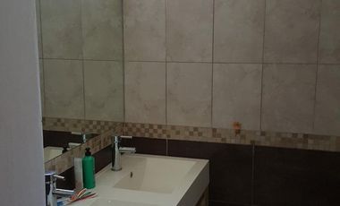 Alquiler - Casa 2 dormitorios + escritorio | B° Privado Costa Río | Neuquén