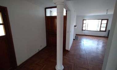 CASA 2 PLANTAS 4 DORMITORIOS EN ALQUILER