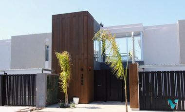 Casa en Venta Castelar a estrenar Ph en Condominio cerrado.