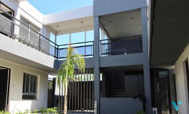 Casa en Venta Castelar a estrenar Ph en Condominio cerrado.