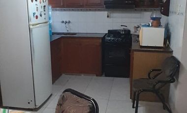 Casa  2 Dormitorios Belgrano 1832 V. Gdor. Gálvez