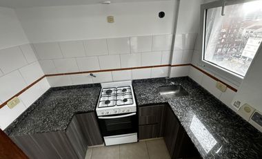 MONOAMBIENTE  MUY AMPLIO