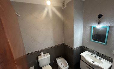 MONOAMBIENTE  MUY AMPLIO