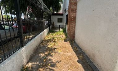 Casa en Venta a Precio de Terreno – Ideal para Remodelar o Desarrollar