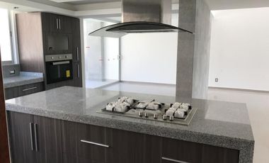 HERMOSA CASA  ESTILO MINIMALISTA  EN ZONA ESMERALDA