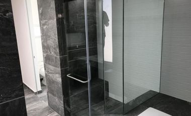 HERMOSA CASA  ESTILO MINIMALISTA  EN ZONA ESMERALDA
