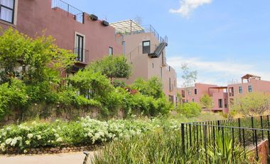 Penthouse en Venta en San Miguel de Allende con Rooftop y Amenidades