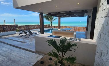 Casa en venta frente al mar en Chuburná