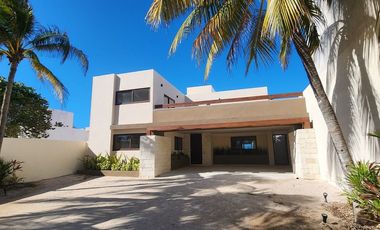 Casa en venta frente al mar en Chuburná