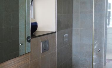 DEPARTAMENTO EN RENTA CON VISTA AL CAMPO DE GOLF, YUCATAN COUNTRY CLUB