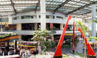 Local en Renta en Parque Interlomas (m2lc160)