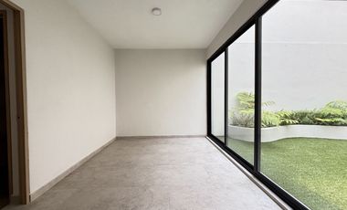 ESTRENA CASA EN LOMAS DE LA HERRADURA VENTA