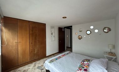 Casa amueblada en renta 3 recámaras en fraccionamiento, zona Angelópolis.